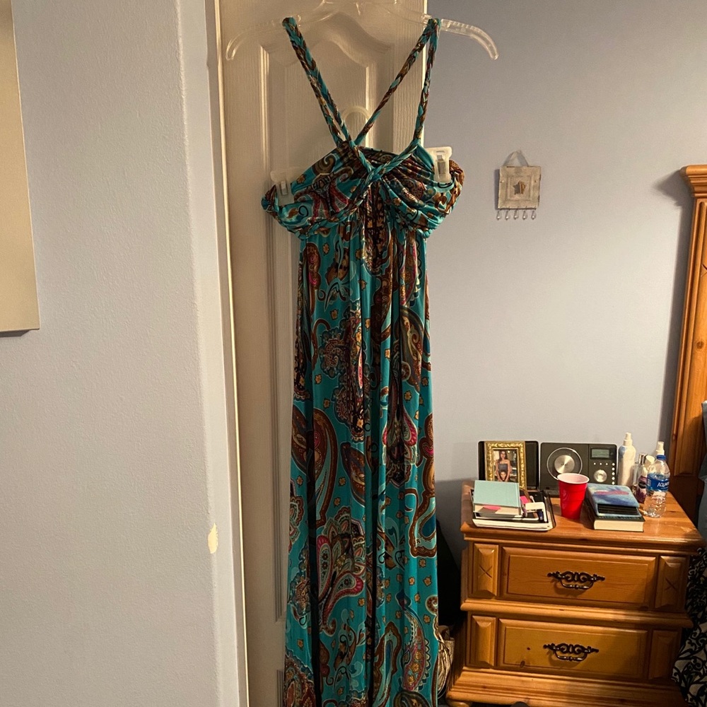 Colorful paisley print maxi dress